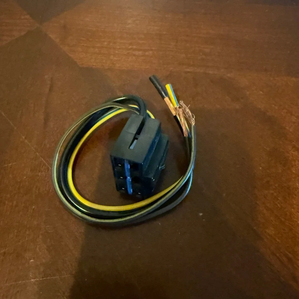 ACDelco Professional PT1999 Wiring Pigtail Connector GM 88860554‎